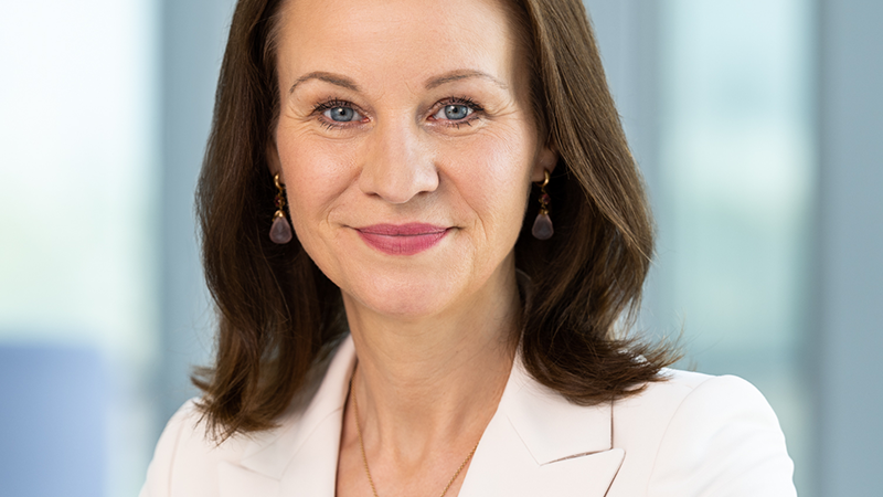 Mag-Patricia-Neumann-CEO-Siemens-AG-Österreich-2023-PHOTO-SIMONIS-9616